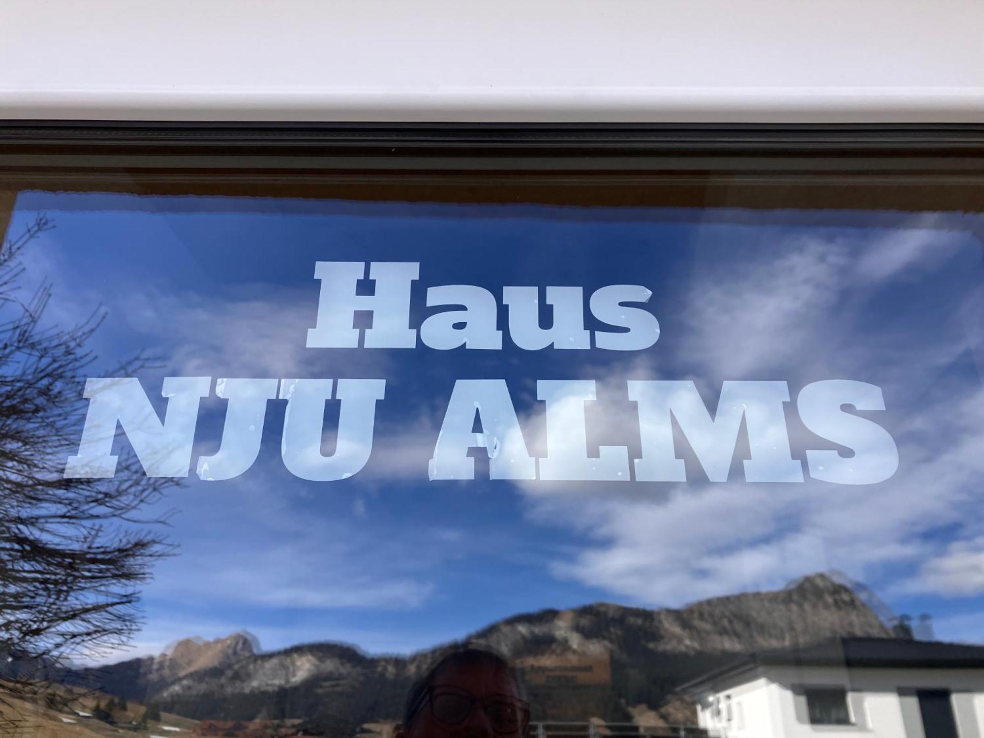 Toskanahaus, Njualms Tannheim Exterior foto